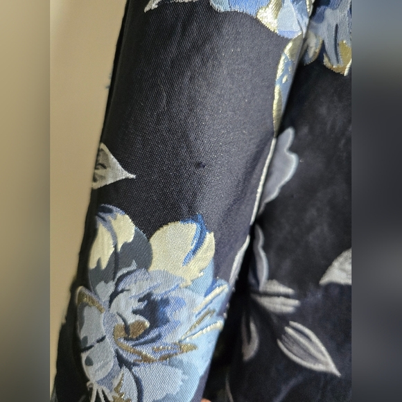 JULES &‎ CLEO (David's Bridal), Plunging Metallic Floral Brocade A-Line Dress, 6 - Picture 7 of 16